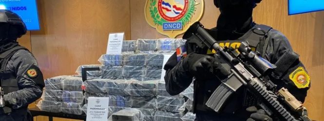 PEDERNALES: DNCD y la Armada ocupan 414 paquetes de cocaína