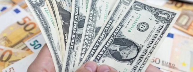 El euro vuelve caer por debajo del dólar ante temor crisis energética