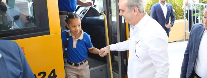Lanzan programa transporte para estudiantes escuelas públicas