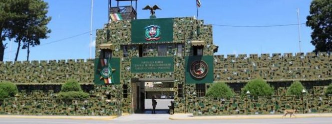 Investigan en R. Dominicana robo de armas a soldados Constanza