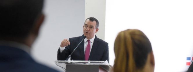 Presidente de la JCE dice el transfuguismo no está prohibido por la Ley de Partidos