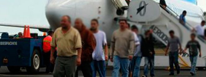 Estados Unidos deporta a grupo de dominicanos bajo el Título 8