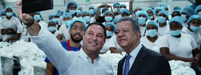 Fernández anuncia intención de eliminar anticipo a microempresas