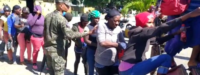 CONSTANZA: Detienen autobús con 44 haitianos indocumentados