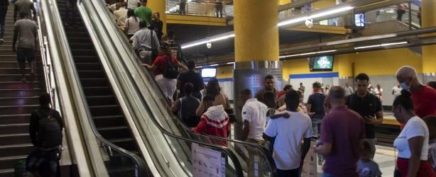 Advierten sobre el riesgo de sustituir el personal que opera el Metro de SD