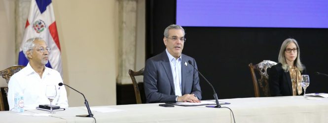 Presidente Abinader garantiza será exitoso próximo año escolar