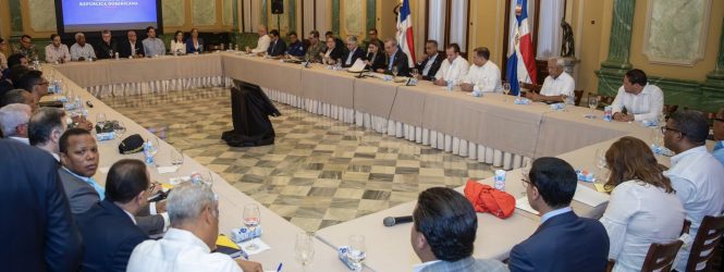 Este martes desde mediodía será no laborable por paso de Franklin