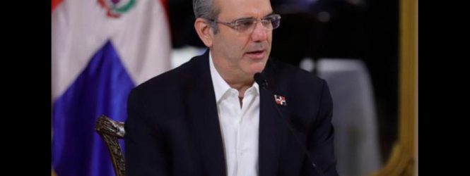 Por decreto, Abinader declara de alta prioridad la reforma y modernización de la educación