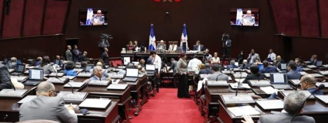 Cámara de Diputados aprueba presupuesto complementario del 2023 sin votos de oposición