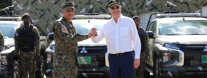 Gobierno dominicano entregará vehículos y equipos al Ejército