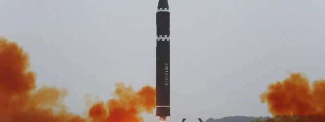 Corea del Sur, los EE.UU y Japón «responderán» a misil norcoreano