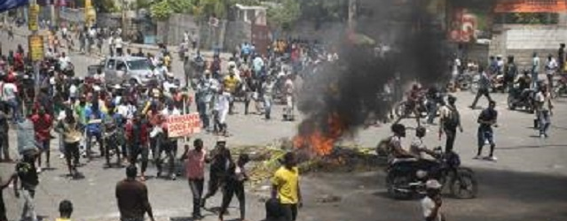 HAITI: Ataque de banda deja diez muertos y 12 casas incendidadas