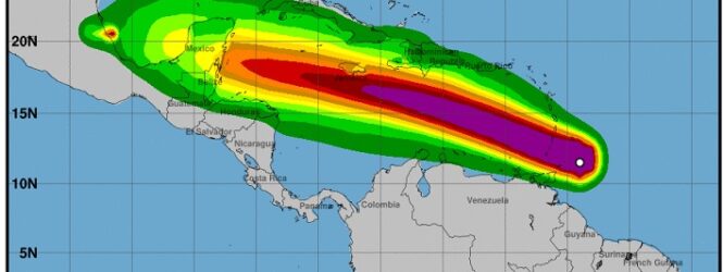 Beryl desciende a categoría 3; en la RD habría un oleaje peligroso