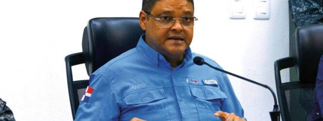 Suben a 24 las provincias en alerta por efectos de onda tropical; Gran Santo Domingo sigue en rojo