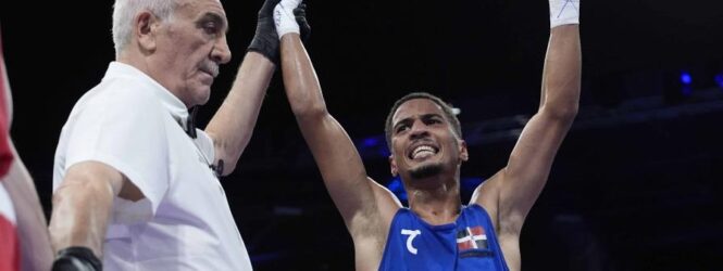El dominicano Yunior Alcántara gana y se une a Pinales en cuartos de final del boxeo de París 2024