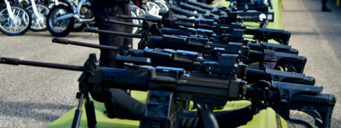 Abinader entrega equipamiento militar y tres blindados FURIA a las Fuerzas Armadas