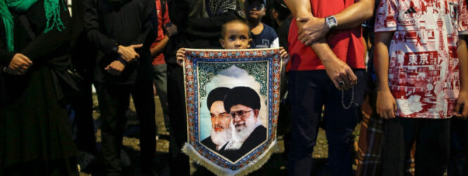 Jameneí decidió conscientemente quedarse en su lugar de trabajo pese al riesgo