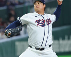El exgrandes ligas Hyun-Jin Ryu será el encargado de lanzar ante República Dominicana