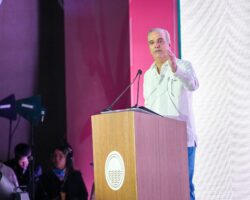 Abinader presenta Plan Integral de Desarrollo de Boca Chica