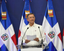 Álvarez: En acuerdo con Estados Unidos, RD actúa por colaboración y no por presión