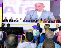 Danilo: “El PRM no gana ni llevando al Papa de candidato”