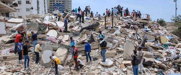 VENEZUELA: Aumentan a 1.943 los muertos por terremotos