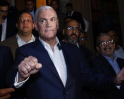 Gonzalo tras no ha lugar: «Voy con to’, seré Presidente de RD»