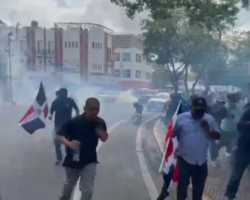 PN dispersa con bombas grupo agropecuarios iba al Palacio