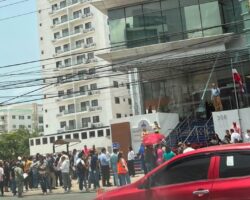 Sismo 5.0 sacude a la R. Dom; evacúan edificios en la capital