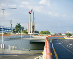 Estos son los vehículos que no pueden circular por el túnel de la Plaza de la Bandera