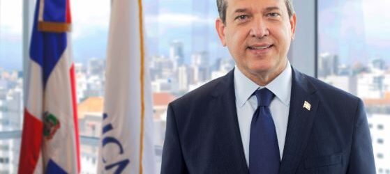 Presidente dominicano cambia Canciller y 25 funcionarios más