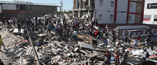 COLOMBIA: Reportan al menos 21 muertos tras fuerte sismo 7,4