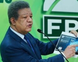 Leonel denuncia gobierno PRM aumentó alimentos hasta 100%